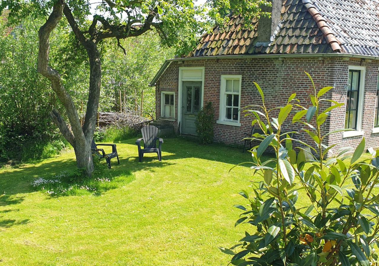 Fakansjehus Sfeervol Met Fijne Tuin Jirnsum Kültér fotó